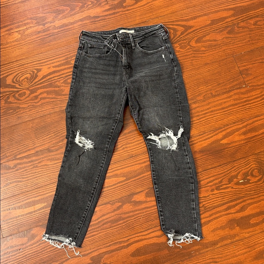 Levi’s High Rise Black Skinny Jeans
